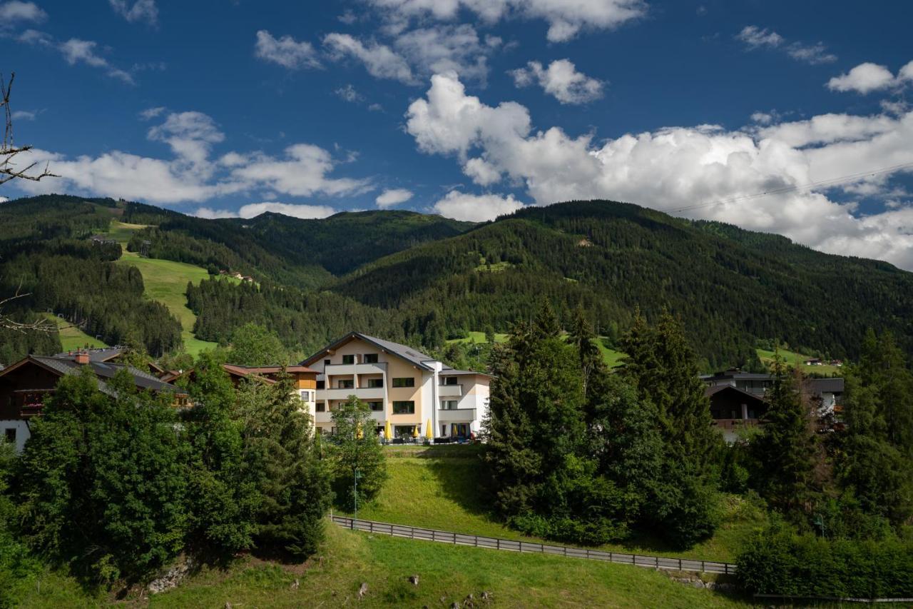 Wander- Und Familienhotel Erika Wagrain Exterior foto